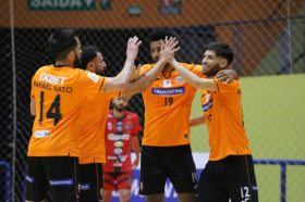 FutSal -  ACBF goleia a equipe do Caxias Futsal pela Copa-RS