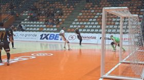  Esportes - FutSal - Em jogo eletrizante, ACBF se classifica  final da Srie Ouro 2024