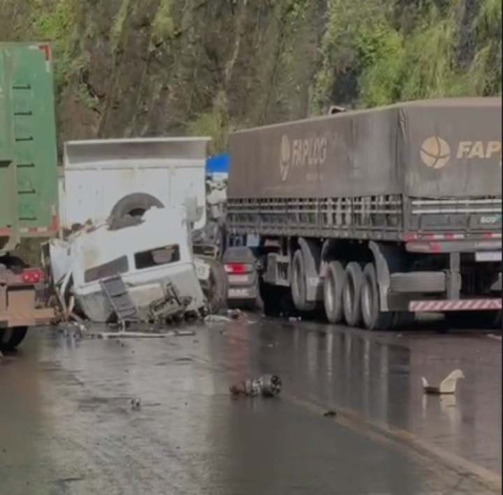 Acidente com vtima fatal entre Flres da Cunha e Antono Prado, RSD