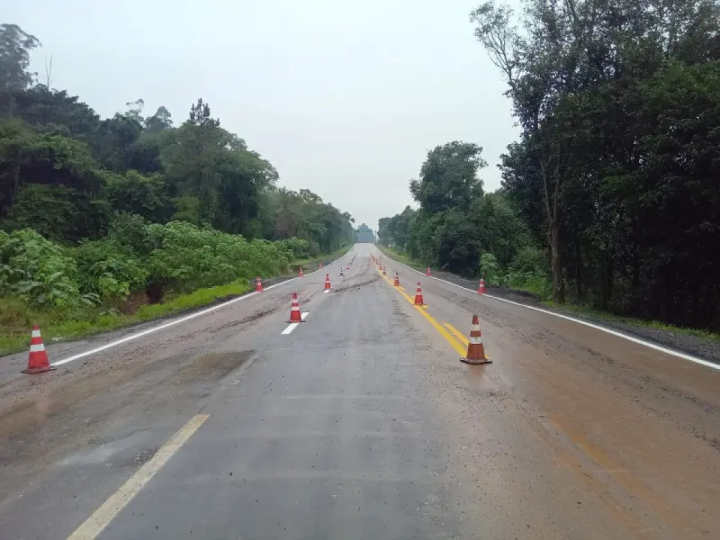 As obras ocorrem do km 60 da ERS-122, at o km 120 da RSC-453, ambos em Farroupilha.