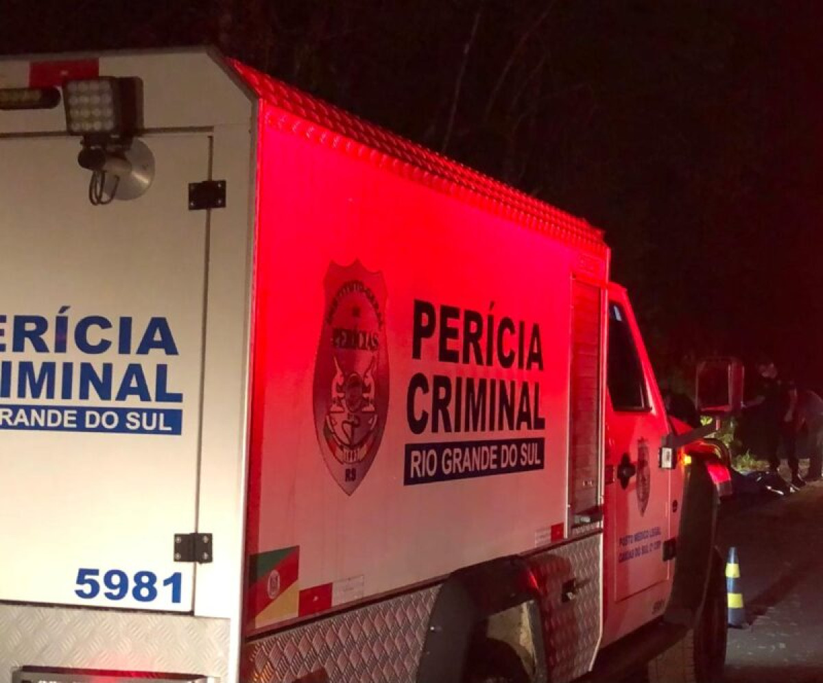 Trnsito - Homem morre atropelado na ERS-122, em Antnio Prado