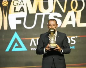 Marquinhos Xavier  eleito o melhor tcnico de futsal do Mundo 